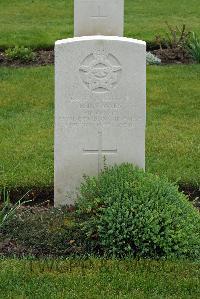 Harrogate (Stonefall) Cemetery - Davies, Herbert Russell